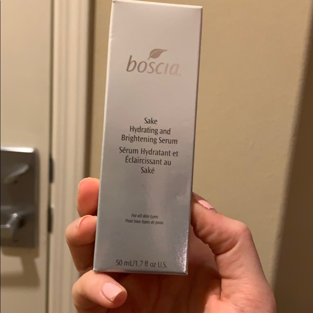 Boscia sake serum